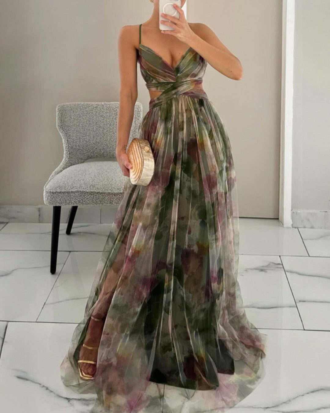 Giselle - Enchanting maxi dress with a floral print